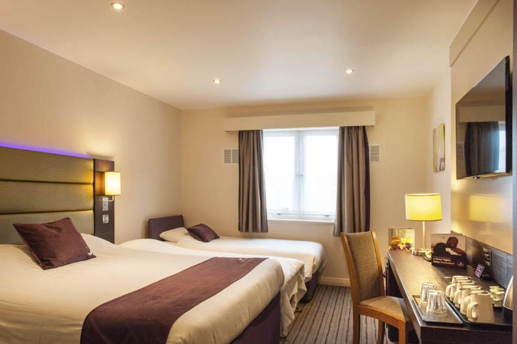 Premier Inn London Romford Central 客房 照片