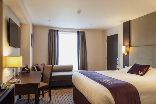 Premier Inn London Romford Central 外观 照片
