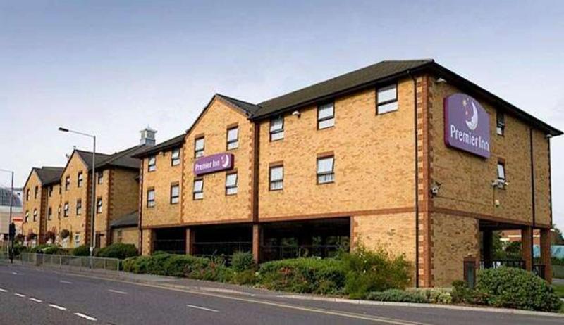 Premier Inn London Romford Central 外观 照片